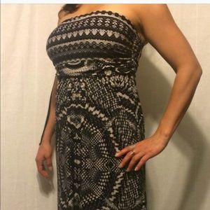 Robbie Bee     B/W Geo Print Tube Dress